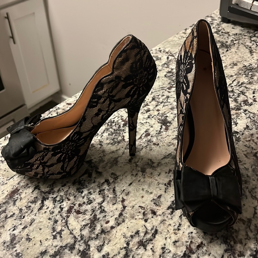 Peep-toe lace heels
